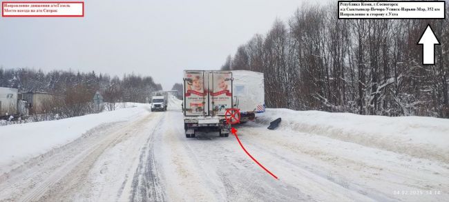 Под Сосногорском столкнулись два фургона